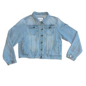 Between Us Classic Women's Light Wash Blue Denim Button Up Jacket Size Large